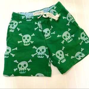 Mini Boden skull shorts
